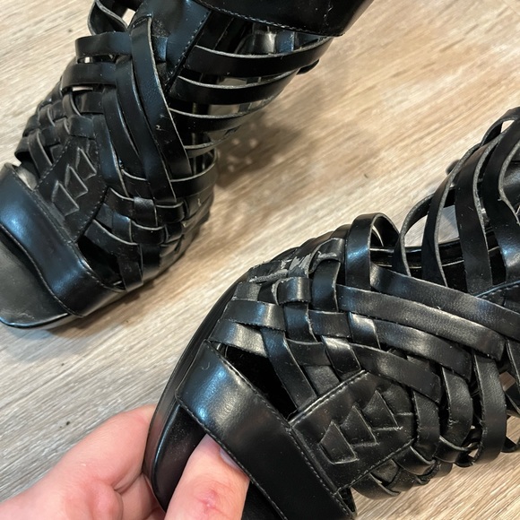 Black Strappy Heels Size 8.5. Used Condition. - Picture 3 of 7